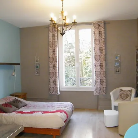 Coquet Meuble Douillet Tt Confort 2etoiles A 2 Pas Du C Thermes Appartement *